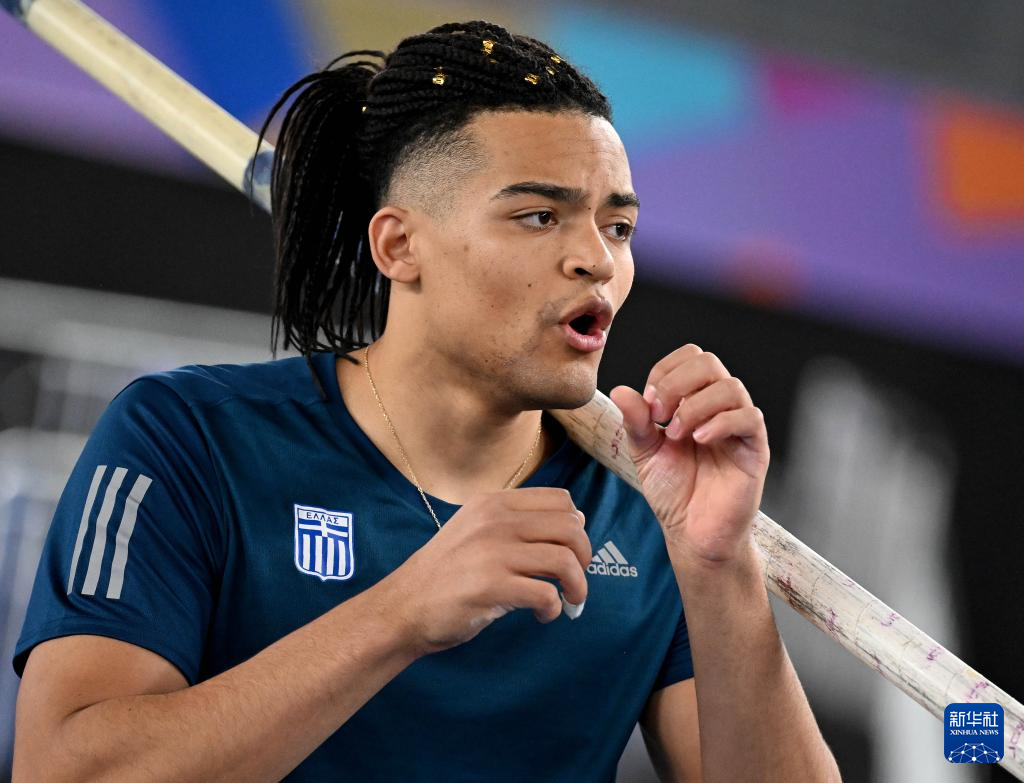 突尼斯撑杆跳选手杰出表现，勇夺亚军的简单介绍